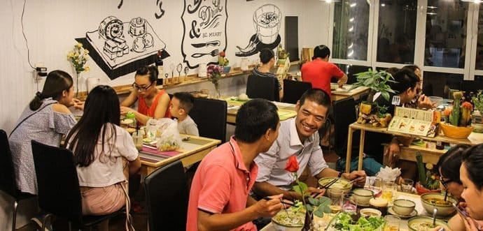 Thất bại trong kinh doanh quán ăn văn phòng do đâu?